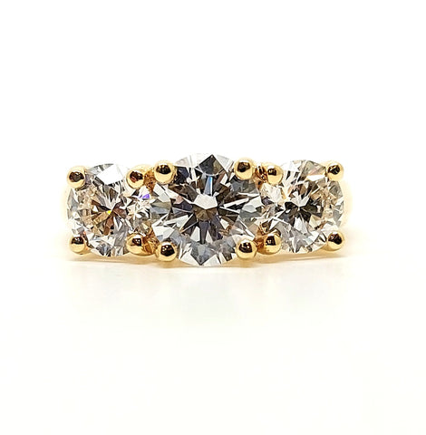 Modern Trellis Three Stone Diamond Ring in 18k Yellow Gold