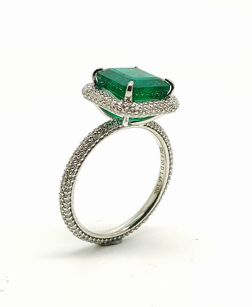 New Classic Halo Diamond Ring with Emerald in 18k white gold